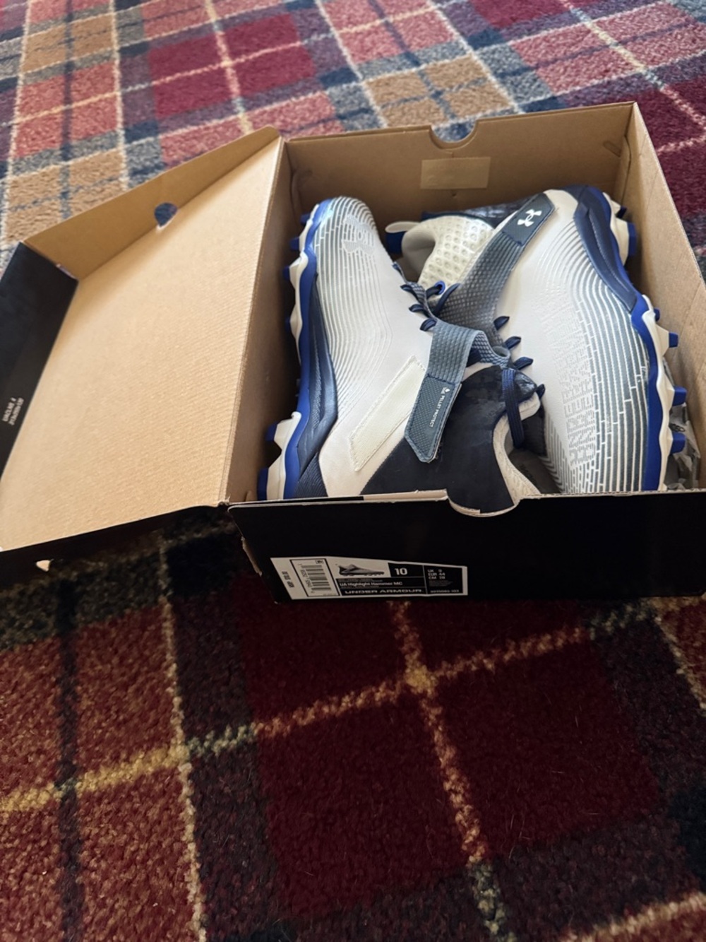 Under Armour White and Navy Men's Football Cleats. Size 10. Never worn.
